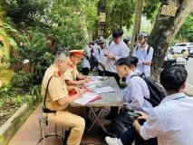 Tháng 9 - Tháng cao điểm an toàn giao thông cho học sinh đến trường