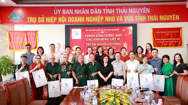 Hiệp hội Doanh nghiệp nhỏ và vừa tỉnh Thái Nguyên  tổ chức chương trình tri ân người có công với cách mạng